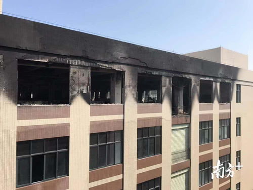 中山東升一塑料制品廠發生火災,1人受傷送醫