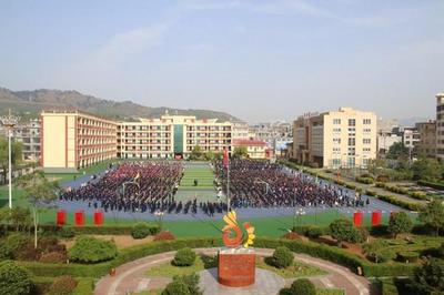 商洛市丹鳳縣第三小學(xué)開展食物中毒應(yīng)急演練