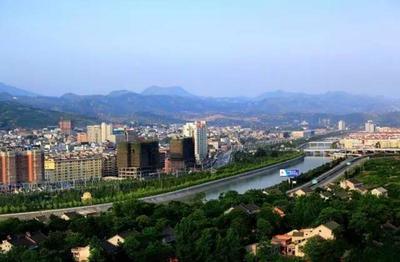 便宜到爆!廣州火車直達新疆!一站一景美哭了!