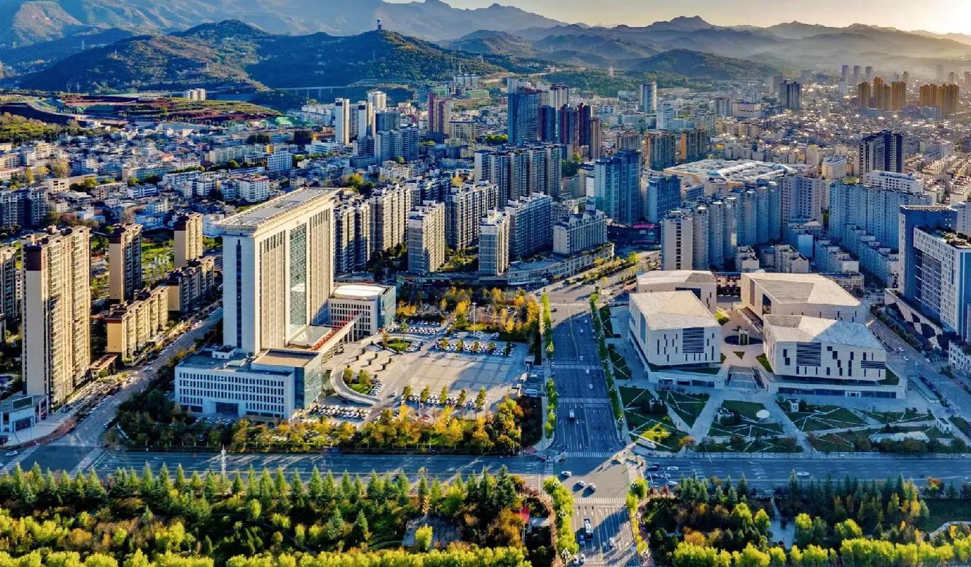 城市風景三.丹水(丹江)發源于秦嶺東麓,流經商洛市三縣后注于